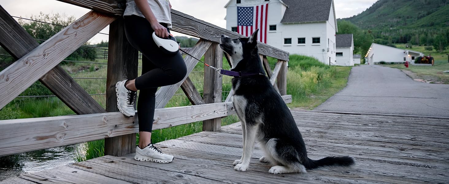 TUG 360° Tangle-Free Retractable Dog Leash